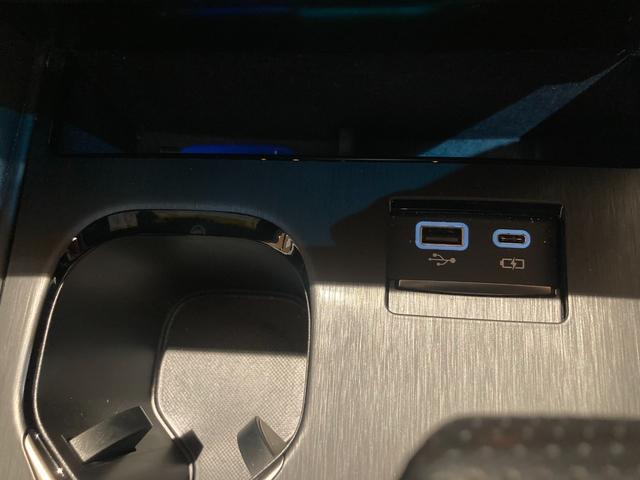 ＥＳ ＥＳ３００ｈ　Ｆスポーツ　ワンオーナー／ＴＲＤフルエアロ／サンルーフ／デジタルインナーミラー／Ｆ　ＳＰＯＲＴ専用オレンジキャリパー／Ｌ　ＴＥＸブラックアルミ／パワーバックドア／置く充電／ＢＳＭ／ＡＣＣ（追従機能）／（32枚目）