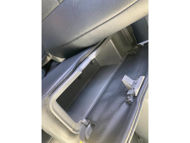 ムーヴキャンバス ストライプスＧ　パノラミックビューカメラ／両側テ電動スライド／ナビ（Ｂｌｕｅｔｏｏｔｈ／ＴＶ／ＣＤ・ＤＶＤ）／両席シートヒーター／ドリンク保温ホルダー（15枚目）