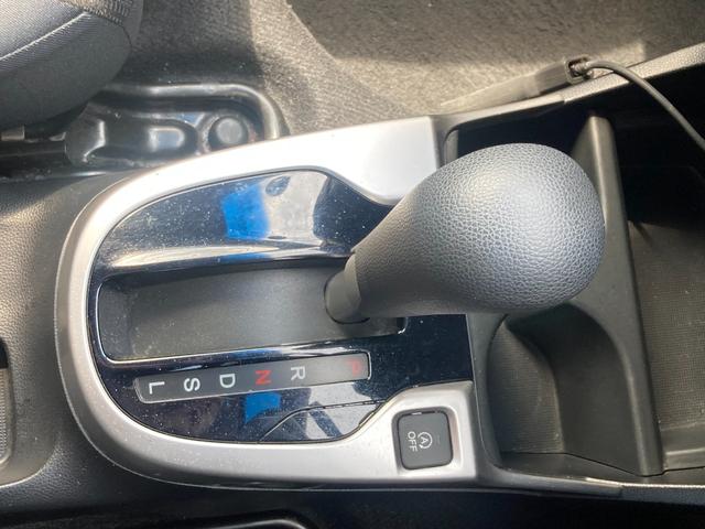 フィット １３Ｇ・Ｆパッケージ　ナビ（Ｂｌｕｅｔｏｏｔｈ／ＣＤ・ＤＶＤ／ＴＶ）／バックカメラ／ＬＥＤヘッドライト／プッシュスタート／スペアキー有（23枚目）