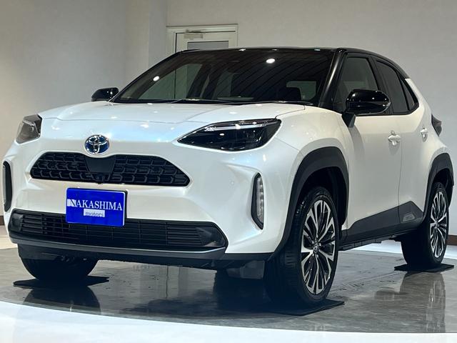 ヤリスクロス ハイブリッドＺ　登録済未使用車／ディスプレイオーディオ／パノラミックビューカメラ／ＢＳＭ／ＡＣＣ（追従機能）／ステアリングヒーター／両席シートヒーター／ハーフレザー（6枚目）