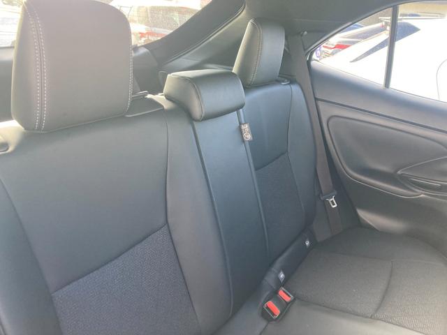 ヤリスクロス ハイブリッドＺ　登録済未使用車／ディスプレイオーディオ／パノラミックビューカメラ／ＢＳＭ／ＡＣＣ（追従機能）／ステアリングヒーター／両席シートヒーター／ハーフレザー（13枚目）