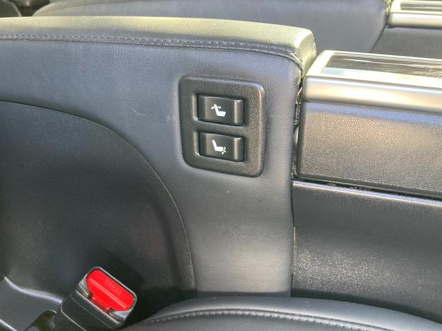 アルファード ２．５Ｓ　Ｃパッケージ　アルパインナビ・後席モニター／デジタルインナーミラー／サンルーフ／パワーリアゲート／電動シート／両側電動スライドドア／ＡＣＣ（追従機能）／ステアリングヒーター／電動オットマン（14枚目）