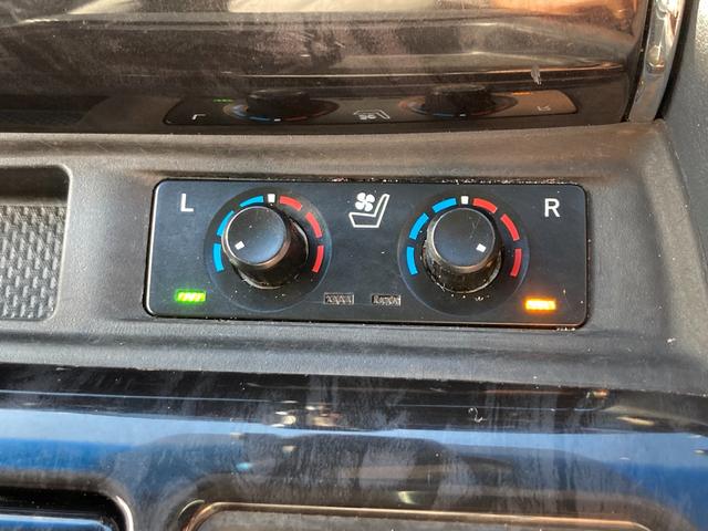 アルファード ２．５Ｓ　Ｃパッケージ　アルパインナビ・後席モニター／デジタルインナーミラー／サンルーフ／パワーリアゲート／電動シート／両側電動スライドドア／ＡＣＣ（追従機能）／ステアリングヒーター／電動オットマン（34枚目）