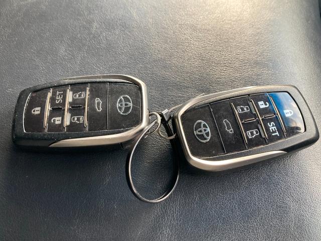 アルファード ２．５Ｓ　Ｃパッケージ　アルパインナビ・後席モニター／デジタルインナーミラー／サンルーフ／パワーリアゲート／電動シート／両側電動スライドドア／ＡＣＣ（追従機能）／ステアリングヒーター／電動オットマン（41枚目）