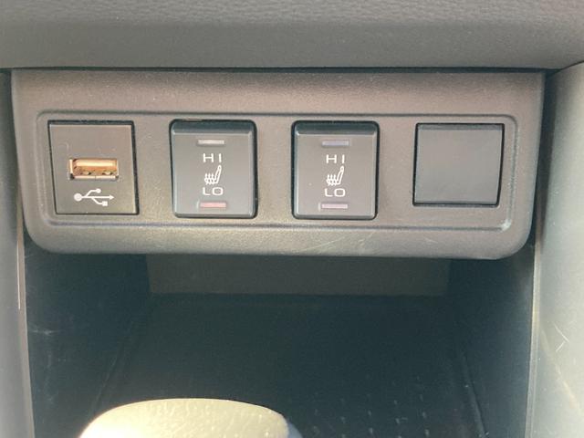 カローラクロス ハイブリッド　Ｚ　トヨタ純正８型ディスプレイオーディオ／パワーリアゲート／ＢＳＭ／ＥＴＣ２．０／両席シートヒーター／ＡＣＣ（30枚目）