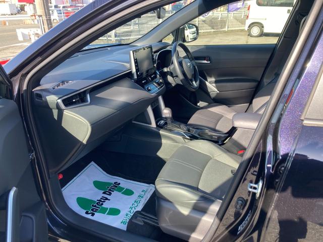 カローラクロス ハイブリッド　Ｚ　トヨタ純正８型ディスプレイオーディオ／パワーリアゲート／ＢＳＭ／ＥＴＣ２．０／両席シートヒーター／ＡＣＣ（43枚目）