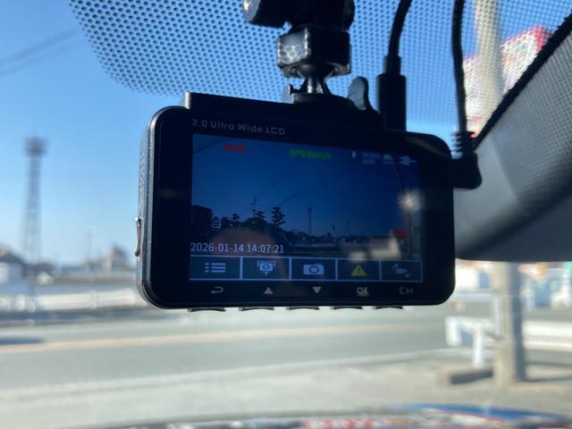 カローラクロス ハイブリッド　Ｚ　トヨタ純正８型ディスプレイオーディオ／パワーリアゲート／ＢＳＭ／ＥＴＣ２．０／両席シートヒーター／ＡＣＣ（45枚目）