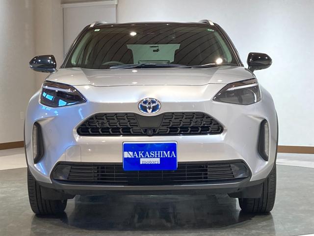 ヤリスクロス ハイブリッドＺ　女性ワンオーナー／禁煙車／新車自社販売・点検／パノラミックビュー／８．０ディスプレイ（Ｂｌｕｅｔｏｏｔｈ／ＴＶ／ＣＤ・ＤＶＤ）／ＬＥＤヘッドライト／電動シート／シートヒーター／ＢＳＭ／ＡＣＣ（追従機能（5枚目）