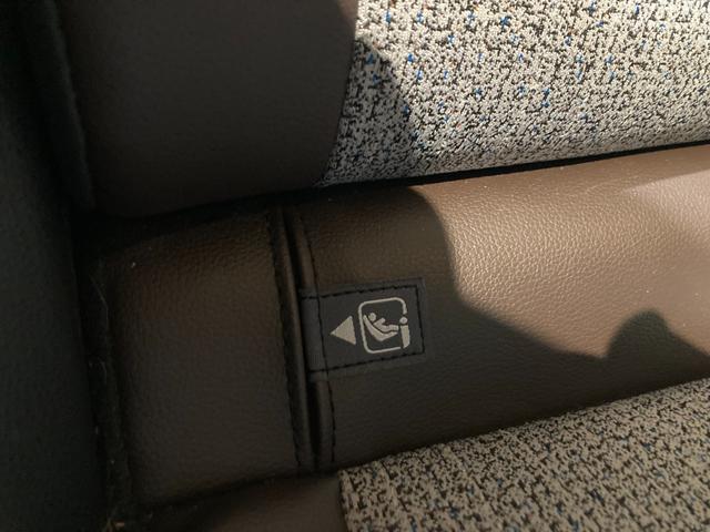 ヤリスクロス ハイブリッドＺ　女性ワンオーナー／禁煙車／新車自社販売・点検／パノラミックビュー／８．０ディスプレイ（Ｂｌｕｅｔｏｏｔｈ／ＴＶ／ＣＤ・ＤＶＤ）／ＬＥＤヘッドライト／電動シート／シートヒーター／ＢＳＭ／ＡＣＣ（追従機能（14枚目）