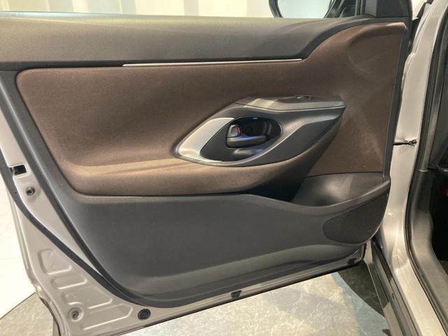 ヤリスクロス ハイブリッドＺ　女性ワンオーナー／禁煙車／新車自社販売・点検／パノラミックビュー／８．０ディスプレイ（Ｂｌｕｅｔｏｏｔｈ／ＴＶ／ＣＤ・ＤＶＤ）／ＬＥＤヘッドライト／電動シート／シートヒーター／ＢＳＭ／ＡＣＣ（追従機能（37枚目）