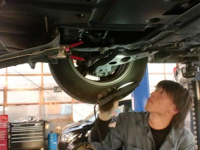 ムーヴ Ｌ　メモリーナビ　Ｔチェーン　ＥＴＣ　／電格ミラー　キーレス　アイドリングストップ　ＣＤ再生　ベンチシート　盗難防止装置　光軸調整ライト　エアコン　パワーステアリング　ＡＢＳ　パワーウィンドウ（27枚目）