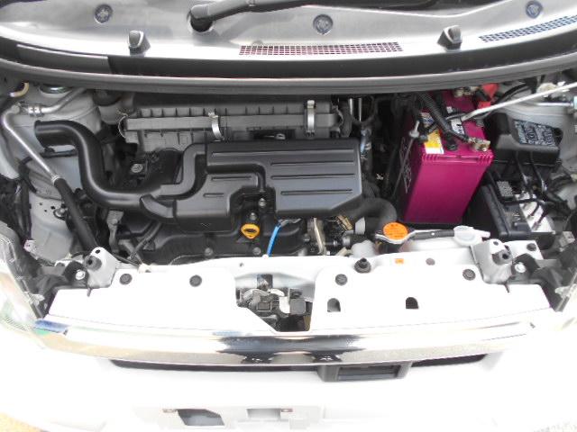 ムーヴ Ｌ　ＳＡ　衝突軽減ブレーキ　／アイドリングストップ　記録簿　キーレス　電格ミラー　盗難防止装置　光軸調整ライト　ＣＤオーディオ　ドアバイザー　取説　パワステ　ベンチシート　タイミングチェーン式　エアコン　Ｐ／Ｗ（20枚目）