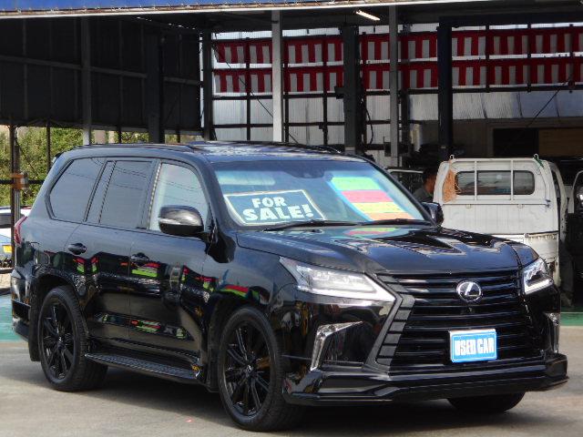 LX570 黒皮 サンルーフ リアエンターテイメント LX570 8名(3枚目)