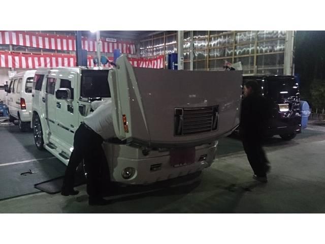 LX570 黒皮 サンルーフ リアエンターテイメント LX570 8名(29枚目)