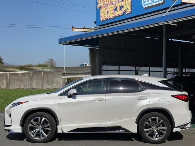 ＲＸ ＲＸ４５０ｈバージョンＬ　社外Ｆスポイラー　純正ナビ　本革黒　衝突軽減ブレーキ　電動バックドア　フルセグＴＶ　走行中視聴可能　Ｂカメラ　プリクラッシュ　ハンドルヒーター　２．０ＥＴＣ　純正アルミ　ドラレコ　シートヒーター＆クーラー　社外アンダーリアスポイラー（38枚目）