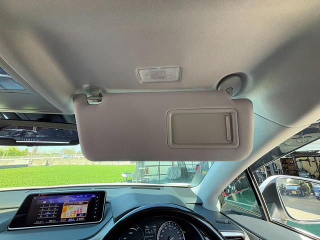 ＲＸ ＲＸ４５０ｈバージョンＬ　社外Ｆスポイラー　純正ナビ　本革黒　衝突軽減ブレーキ　電動バックドア　フルセグＴＶ　走行中視聴可能　Ｂカメラ　プリクラッシュ　ハンドルヒーター　２．０ＥＴＣ　純正アルミ　ドラレコ　シートヒーター＆クーラー　社外アンダーリアスポイラー（78枚目）