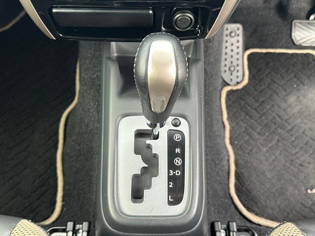 ジムニー ランドベンチャー　１０型ＡＴ　４ＷＤ　メモリーナビ　記録簿　レザーシート　シートヒーター　ドラレコ　フルセグＴＶ　ＥＴＣ　ＤＶＤ再生　ツイーター　けん引フック　ルーフキャリア　サイドガード　マッドガード　ターボ　革巻ハンドル　背面カバー　フォグ　電格ミラー（21枚目）