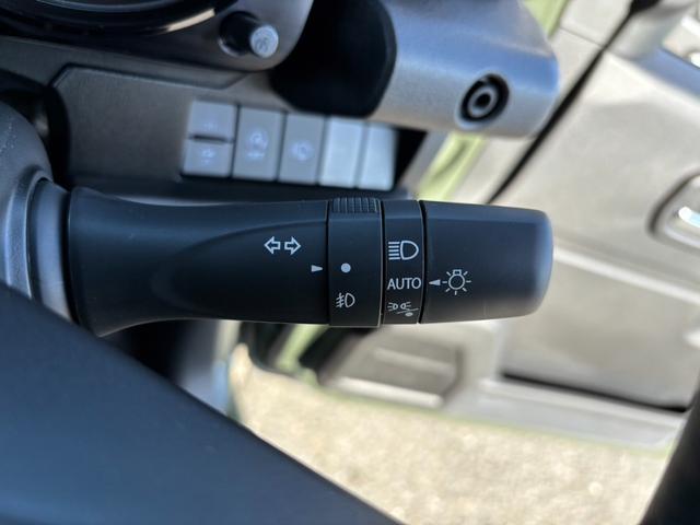 ジムニー ＸＣ　４ＷＤ　ＡＴ　届出済未使用車　記録簿　メモリーナビ　衝突軽減装置　フルセグＴＶ　Ｂｌｕｅｔｏｏｔｈ　ＤＶＤ再生　シートヒーター　記録簿　スマートキー２個　クルーズコントロール　オートハイビーム　ターボ　ダウンヒルアシストコントロール　ＬＥＤヘッドライト（60枚目）