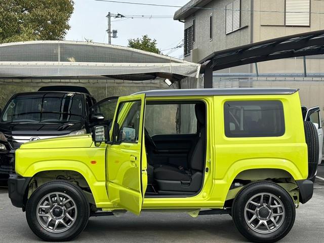 ジムニー ＸＣ　ＡＴ　届出済未使用車　メモリーナビ　記録簿　ＥＴＣ　クルーズコントロール　ＴＶ　スマートキー２個　シートヒーター　ターボ　アイドリングストップ　背面タイヤ　電格ミラー　ヘッドライトウォッシャー　プッシュスタート　革巻ハンドル　ダウンヒルアシスト　ＤＶＤ（37枚目）