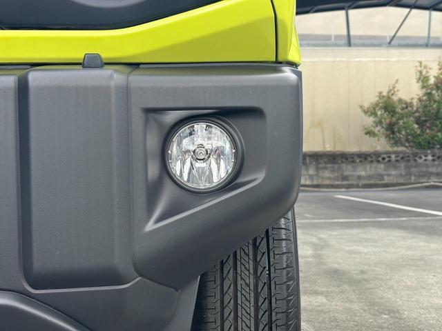 ジムニー ＸＣ　４ＷＤ　ＡＴ　メモリーナビ　／届出済未使用車　衝突軽減　新車保証書　クルコン　フルセグＴＶ　レーン逸脱警報　サイドガード　ルーフキャリア　リアラダー　マッドガード　　シートヒータ　ターボ　ＬＥＤヘッドライト　フォグ　オートライト　オートハイビーム　純正ＡＷ（30枚目）