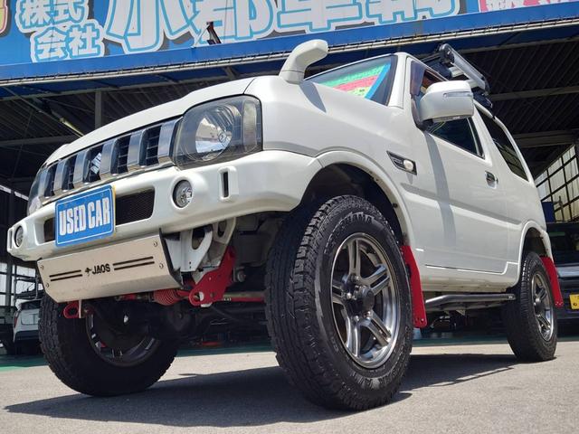 ジムニー ランドベンチャ　１０型ＭＴ／　４ＷＤ　リフトアップ　レカロ　メディアオーディオ　フジツボマフラー　けん引フック　サイドガード　ハイリフトジャッキ　ジャッキアジャスター　Ｂｌｕｅｔｏｏｔｈ　レザーシート　シートヒータ　ルーフキャリア　ＬＥＤヘッドライト（35枚目）
