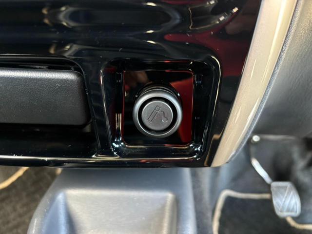 ジムニー ランドベンチャ　１０型ＭＴ／　４ＷＤ　リフトアップ　レカロ　メディアオーディオ　フジツボマフラー　けん引フック　サイドガード　ハイリフトジャッキ　ジャッキアジャスター　Ｂｌｕｅｔｏｏｔｈ　レザーシート　シートヒータ　ルーフキャリア　ＬＥＤヘッドライト（63枚目）