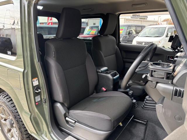 ジムニー ＸＣ　５ＭＴ　４ＷＤ　純正８インチＳＤナビ　衝突軽減装置　ロッソモデロマフラー　ルーフＢＯＸ　新車保証書　レーン逸脱警報　　サイドガード　リアラダー　Ｂｌｕｅｔｏｏｔｈ　バックカメラ　ドラレコ　マッドガード　クルコン　フルセグ　ターボ　ＬＥＤライト　ＥＴＣ（15枚目）