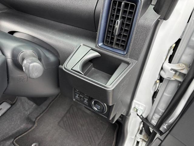 タント カスタムＸ　メモリーナビ　／両側パワードア　衝突軽減ブレーキ　コーナーセンサー　バックカメラ　ＴＶ　レーン逸脱警報　電動パーキングブレーキ　オートブレーキホールド　ハーフレザーシート　シートヒーター　ＬＥＤフォグ　オートハイビーム　ＥＴＣ　ＵＳＢ入力　ＤＶＤ（65枚目）