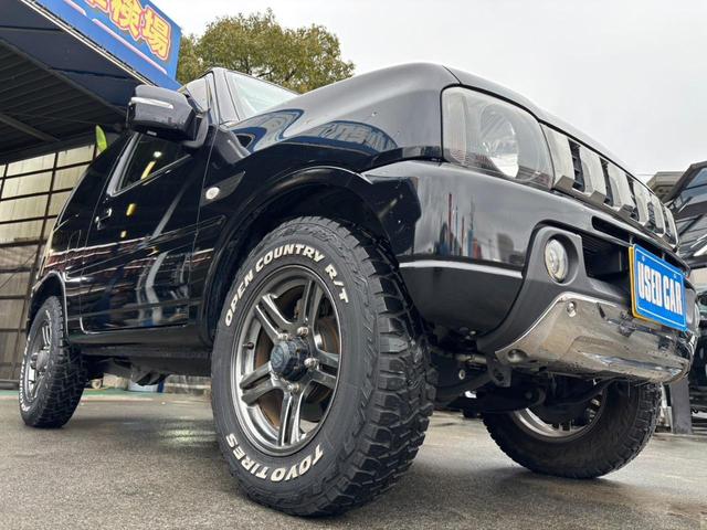 ジムニー ランドベンチャー　４ＷＤ／１０型ＡＴ　ＳＤナビ　フルセグＴＶ　Ｂｌｕｅｔｏｏｔｈ　ＤＶＤ再生　ステリモ　レザーシート　シートヒーター　ＥＴＣ　ターボ　ＬＥＤヘッドライト　フォグ　フロアマット　背面タイヤカバー　純正１６ＡＷ　ドアバイザー　革巻ハンドル　電格ミラー（33枚目）