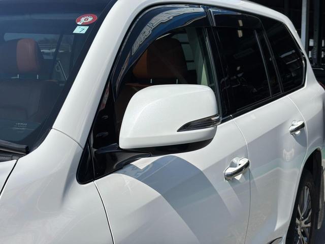 ＬＸ ＬＸ５７０　４ＷＤ　モデリスタ　エアサスキット　茶革レザー　ヒッチメンバー　走行中ＴＶ可能　レクサスセーフティー　全方位カメラ　ＥＴＣ２．０　クールＢＯＸ　ハンドルヒーター　パワーゲート　サスリモートコントローラ　サンルーフ　８人乗り　シートヒーター＆クーラー（32枚目）
