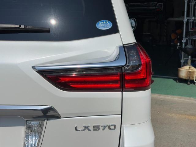 ＬＸ ＬＸ５７０　４ＷＤ　モデリスタ　エアサスキット　茶革レザー　ヒッチメンバー　走行中ＴＶ可能　レクサスセーフティー　全方位カメラ　ＥＴＣ２．０　クールＢＯＸ　ハンドルヒーター　パワーゲート　サスリモートコントローラ　サンルーフ　８人乗り　シートヒーター＆クーラー（44枚目）