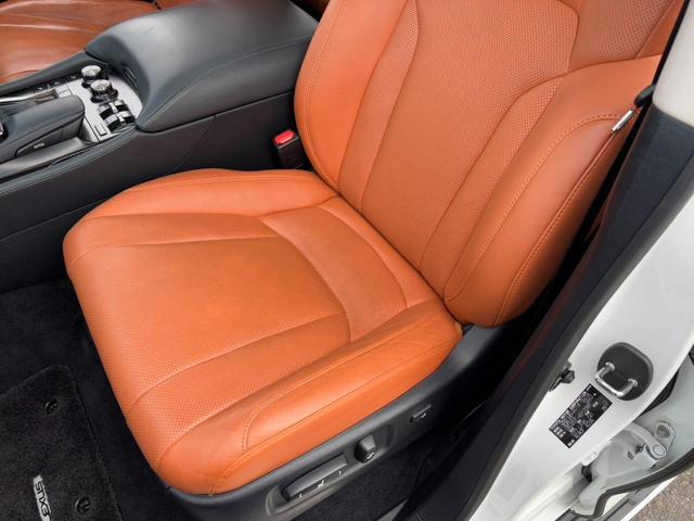 ＬＸ ＬＸ５７０　４ＷＤ　モデリスタ　エアサスキット　茶革レザー　ヒッチメンバー　走行中ＴＶ可能　レクサスセーフティー　全方位カメラ　ＥＴＣ２．０　クールＢＯＸ　ハンドルヒーター　パワーゲート　サスリモートコントローラ　サンルーフ　８人乗り　シートヒーター＆クーラー（71枚目）