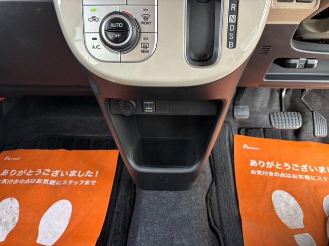 ムーヴキャンバス ＸメイクアップリミテッドＳＡＩＩＩ　純正ＳＤナビ　両側Ｐドア　全方位カメラ　記録簿　衝突軽減ブレーキ　Ｂｌｕｅｔｏｏｔｈ　フルセグＴＶ　ＤＶＤ再生　ドラレコ　ステリモ　フォグ　オートハイビーム　ＥＴＣ　スマートキー　電格ミラー　ＵＳＢ入力　ドアバイザー（57枚目）