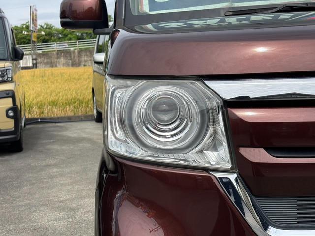 Ｎ－ＢＯＸ Ｇホンダセンシング　ＳＤナビ　衝突軽減ブレーキ　ＥＴＣ　レーン逸脱警報　バックカメラ　ＴＶ　Ｂｌｕｅｔｏｏｔｈ　ステリモ　クルーズコントロール　ＬＥＤヘッドライト　オートライト　オートハイビーム　社外１４ＡＷ　スマートキー　電格ミラー　ＣＤ（26枚目）