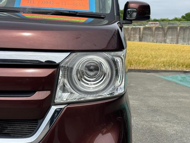 Ｎ－ＢＯＸ Ｇホンダセンシング　ＳＤナビ　衝突軽減ブレーキ　ＥＴＣ　レーン逸脱警報　バックカメラ　ＴＶ　Ｂｌｕｅｔｏｏｔｈ　ステリモ　クルーズコントロール　ＬＥＤヘッドライト　オートライト　オートハイビーム　社外１４ＡＷ　スマートキー　電格ミラー　ＣＤ（27枚目）
