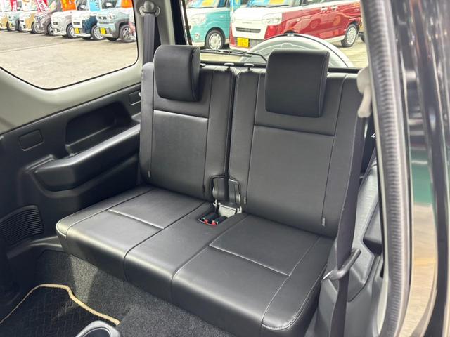 ジムニー ランドベンチャー　４ＷＤ　１０型ＡＴ　ＳＤナビ　フルセグＴＶ　記録簿　レザーシート　Ｂｌｕｅｔｏｏｔｈ　バックカメラ　ステリモ　シートヒーター　マッドガード　背面タイヤカバー　純正１６ＡＷ　ＨＩＤライト　フォグ　電格ミラー　革巻ハンドル　フロアマット　キーレス（19枚目）