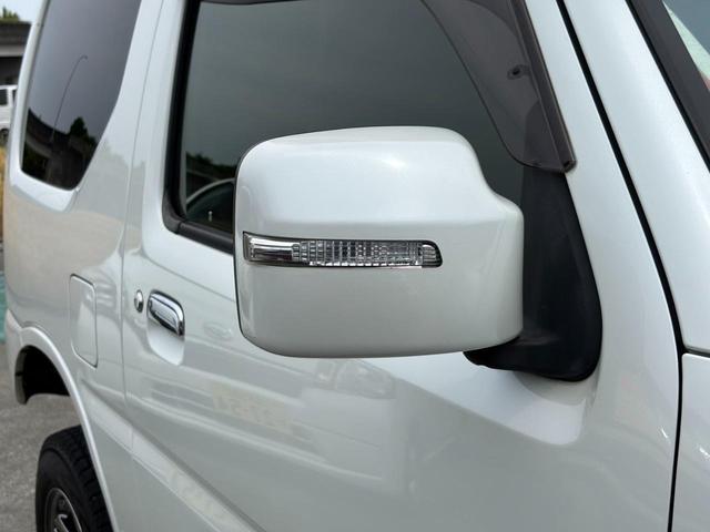 ジムニー ランドベンチャー　４ＷＤ　／１０型ＭＴ　車高調　リフトアップ　ＳＤナビ　ショートバンパー　社外マフラー　社外テール　ルーフキャリア　けん引フック　サイドガード　フルセグ　Ｂｌｕｅｔｏｏｔｈ　バックカメラ　ドラレコ　ＬＥＤライト　スコップ　マッドガード　フォグ（30枚目）