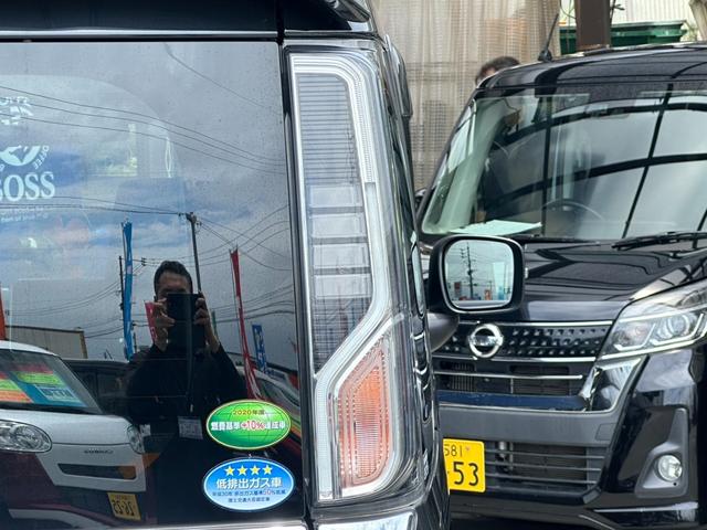スペーシアカスタム ハイブリッドＸＳ　ＳＤナビ　両側パワードア　新車保証書　衝突軽減ブレーキ　コーナーセンサー　レーン逸脱警報　ハーフレザーシート　フルセグＴＶ　Ｂｌｕｅｔｏｏｔｈ　バックカメラ　ドラレコ　クルコン　シートヒーター　ＬＥＤヘッドライト　後席サーキュレーター（42枚目）