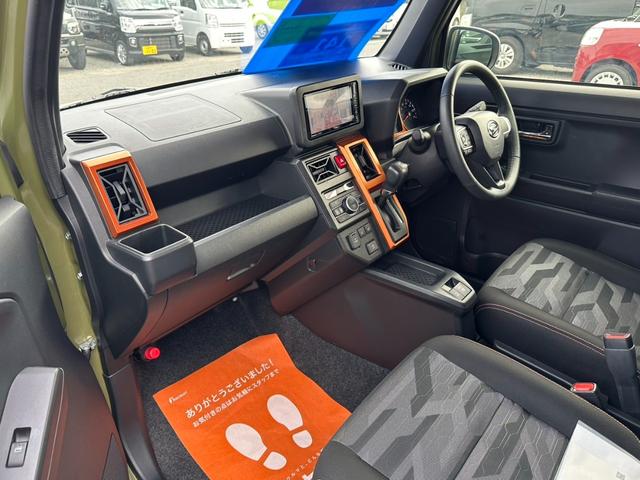 タフト Ｇ　メモリーナビ　衝突軽減ブレーキ　シートヒーター　フルセグ　新車保証書　バックカメラ　ＤＶＤ　コーナーセンサー　レーン逸脱警報　スカイルーフ　電動Ｐブレーキ　オートブレーキホールド　ＬＥＤヘッドライト　オートハイビーム　純正１５ＡＷ　ＵＳＢ入力　革巻ハンドル（15枚目）
