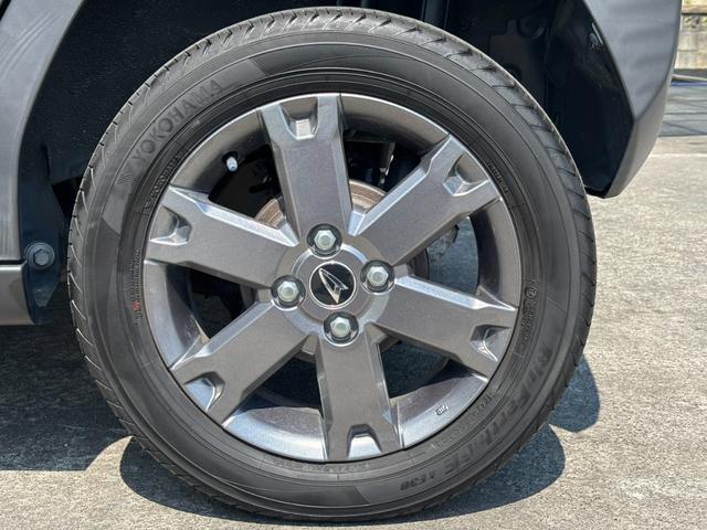 タフト Ｇターボ　衝突軽減ブレーキ　クルーズコントロール　コーナーセンサー　レーン逸脱警報　スカイルーフ　シートヒーター　電動Ｐブレーキ　オートブレーキホールド　ターボ　ＬＥＤライト　ＬＥＤフォグ　オートハイビーム　ルーフレール　ＵＳＢ入力　純正１５ＡＷ（46枚目）