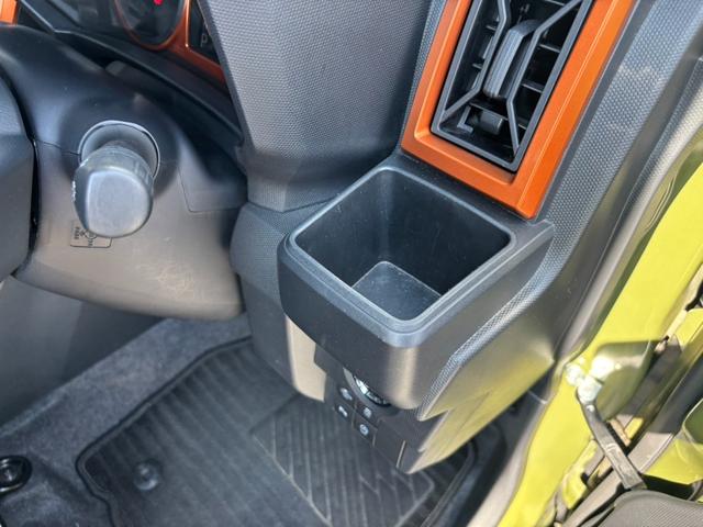 タフト Ｇターボ　衝突軽減ブレーキ　クルーズコントロール　コーナーセンサー　レーン逸脱警報　スカイルーフ　シートヒーター　電動Ｐブレーキ　オートブレーキホールド　ターボ　ＬＥＤライト　ＬＥＤフォグ　オートハイビーム　ルーフレール　ＵＳＢ入力　純正１５ＡＷ（63枚目）