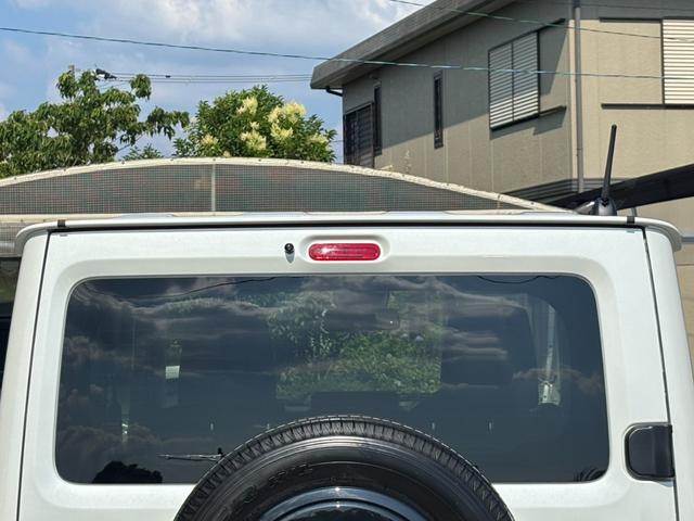 ジムニー ＸＣ　４ＷＤ　ＡＴ　届出済未使用車　衝突軽減ブレーキ　コーナーセンサー　レーン逸脱警報　クルーズコントロール　シートヒーター　ターボ　ＬＥＤヘッドライト　フォグ　純正１６ＡＷ　革巻ハンドル　スマートキー　電格ミラー　集中ドアロック　アイドリングストップ（38枚目）