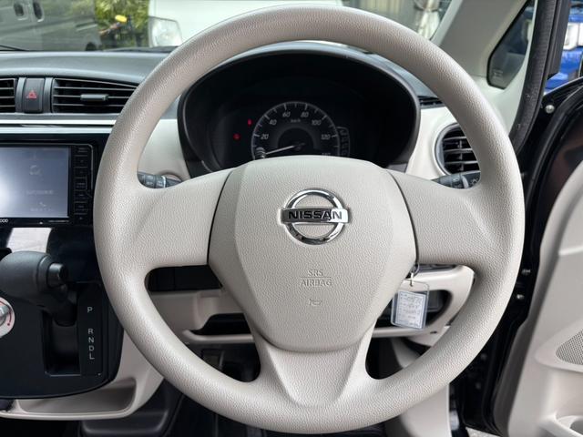 デイズ Ｊ　ＳＤナビ　新車保証書　Ｂｌｕｅｔｏｏｔｈ　ＴＶ　ＤＶＤ再生　キーレス　電格ミラー　フロアマット　光軸調整ライト　フルフラットシート　ベンチシート　エアコン　集中ドアロック　ＡＢＳ　レンタカーアップ　Ｐ／Ｗ　取説（12枚目）