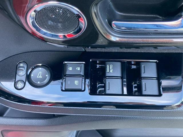 Ｎ－ＢＯＸカスタム Ｇ・Ｌターボホンダセンシング　純正８インチＳＤナビ　両側パワードア　新車保証書　衝突軽減ブレーキ　コーナーセンサー　レーン逸脱警報　Ｂｌｕｅｔｏｏｔｈ　フルセグＴＶ　バックカメラ　ＥＴＣ　ドラレコ　パドルシフト　クルコン　純正１５ＡＷ　革巻ハンドル（70枚目）