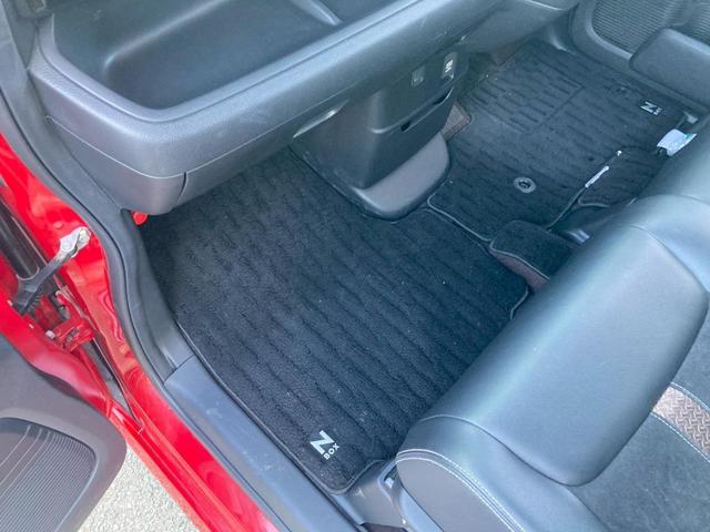 Ｎ－ＢＯＸカスタム Ｇ・Ｌターボホンダセンシング　純正８インチＳＤナビ　両側パワードア　新車保証書　衝突軽減ブレーキ　コーナーセンサー　レーン逸脱警報　Ｂｌｕｅｔｏｏｔｈ　フルセグＴＶ　バックカメラ　ＥＴＣ　ドラレコ　パドルシフト　クルコン　純正１５ＡＷ　革巻ハンドル（74枚目）