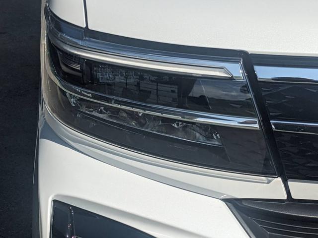 タント カスタムＸ　届出済未使用車　ＳＤナビ　衝突軽減ブレーキ　両側パワードア　Ｂｌｕｅｔｏｏｔｈ　フルセグＴＶ　バックカメラ　コーナーセンサー　レーン逸脱警報　シートヒーター　電動Ｐブレーキ　ＬＥＤヘッドライト　ＬＥＤフォグ　オートハイビーム　純正１４ＡＷ（26枚目）