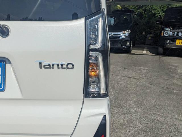 タント カスタムＸ　届出済未使用車　ＳＤナビ　衝突軽減ブレーキ　両側パワードア　Ｂｌｕｅｔｏｏｔｈ　フルセグＴＶ　バックカメラ　コーナーセンサー　レーン逸脱警報　シートヒーター　電動Ｐブレーキ　ＬＥＤヘッドライト　ＬＥＤフォグ　オートハイビーム　純正１４ＡＷ（39枚目）