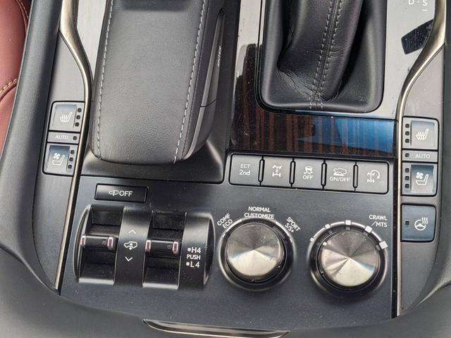 ＬＸ ＬＸ５７０　モデリスタ　マクレビ　リアエンター　茶革シート　サンルーフ　純正ＯＰ２１アルミ　エアサス　純正ナビ　Ｂｌｕｅｔｏｏｔｈ　クールＢＯＸ　全方位カメラ　２．０ＥＴＣ　フルセグＴＶ　クルコン　パワーシート　衝突軽減ブレーキ　ステアリングヒーター（4枚目）