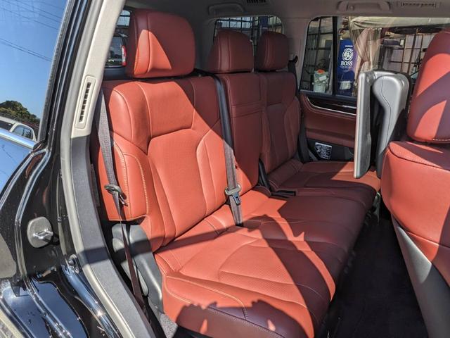 ＬＸ ＬＸ５７０　モデリスタ　マクレビ　リアエンター　茶革シート　サンルーフ　純正ＯＰ２１アルミ　エアサス　純正ナビ　新車保証書　Ｂｌｕｅｔｏｏｔｈ　クールＢＯＸ　全方位カメラ　２．０ＥＴＣ　フルセグ　クルコン　パワーシート　衝突軽減ブレーキ　走行中視聴可（14枚目）