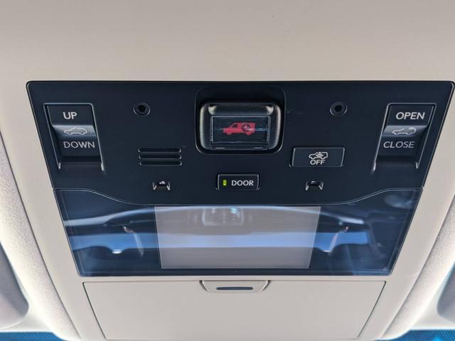 ＬＸ ＬＸ５７０　モデリスタ　マクレビ　リアエンター　茶革シート　サンルーフ　純正ＯＰ２１アルミ　エアサス　純正ナビ　新車保証書　Ｂｌｕｅｔｏｏｔｈ　クールＢＯＸ　全方位カメラ　２．０ＥＴＣ　フルセグ　クルコン　パワーシート　衝突軽減ブレーキ　走行中視聴可（18枚目）